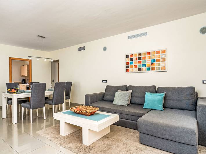 Ferienwohnung für 4 Personen, mit Whirlpool und Terrasse sowie Garten und Kinderpool in Estepona - 2