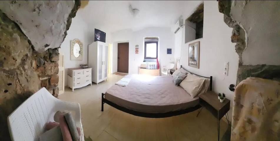 Location de vacances pour 4 personnes, avec balcon et vue dans Velanidia