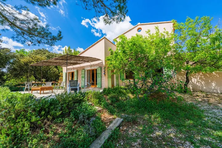 Casa de vacaciones para 15 personas, con jardín y vistas - 1