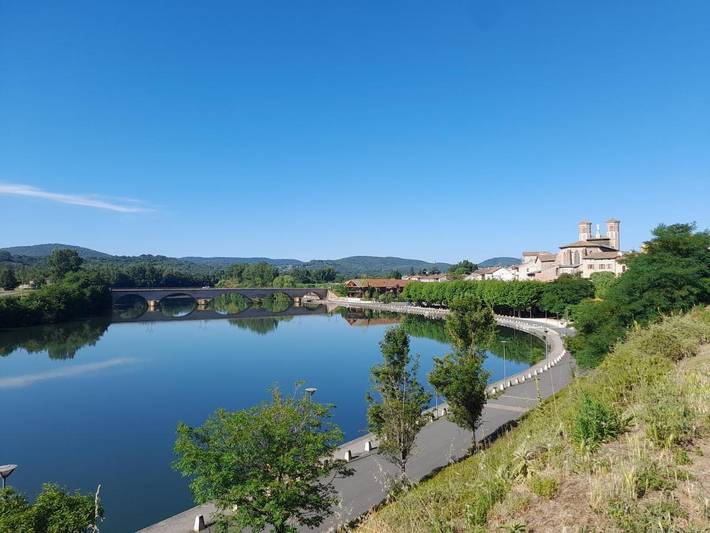 Maison d’hôte pour 2 personnes, avec Terrasse ainsi que Jardin et Vue à Cazères