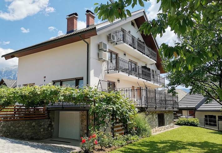 Maison d’hôte pour 4 personnes, avec vue et jardin