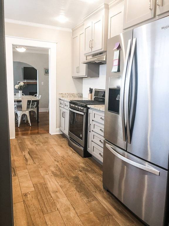 The Nest: A Comforting Southern Retreat. 2 miles from the University of Al. in Tuscaloosa County