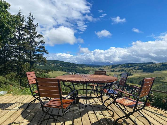 Chambre d’hôte pour 2 personnes, avec Terrasse ainsi que Jardin et Vue