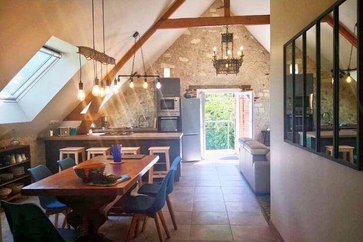 Gîte pour 6 personnes, avec jardin, animaux acceptés à Tauxigny