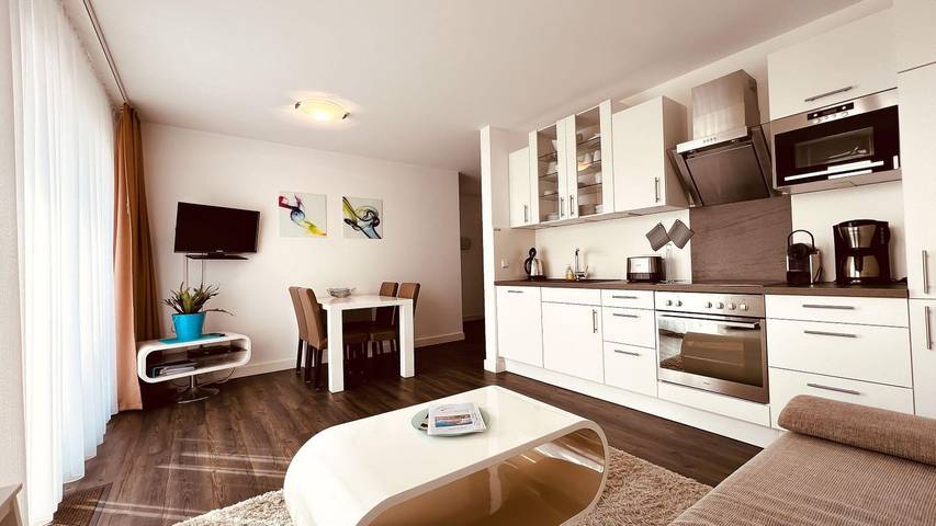 Ferienwohnung für 4 Personen, mit Sauna und Balkon in Börgerende-Rethwisch
