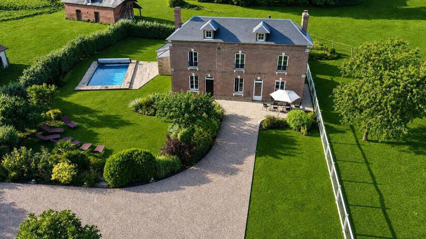 Maison de vacances pour 15 personnes, avec Terrasse et Jardin ainsi que Piscine et Vue