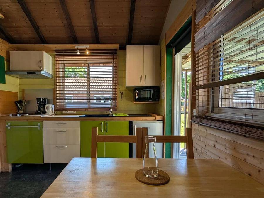 Camping Le Léman Plage - Chalet 2 personen - Cosy Chalet 2 Personen in Excenevex, Thonon-les-Bains und Umgebung