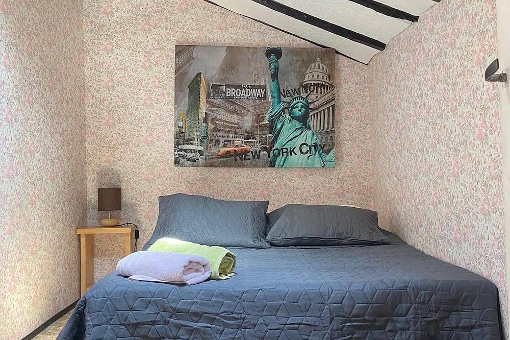 Gite 5 minutes from Puy du Fou in Les Epesses, La Roche-sur-Yon region