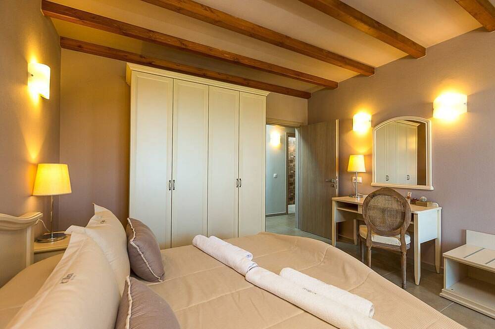 Hera Villa, Family Paradise with Heated Pool in Mesi, Rethymno e dintorni