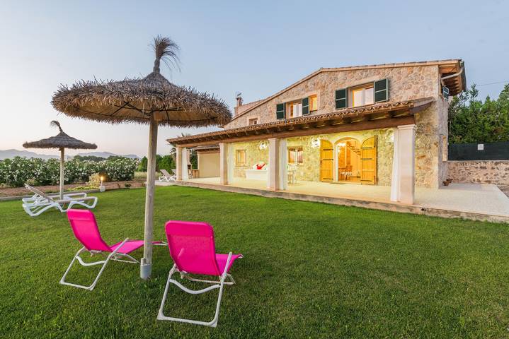Villa für 6 Personen, mit Garten und Seeblick