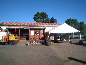 Camping für 4 Personen in Longeville-sur-Mer, Vendée, Bild 4