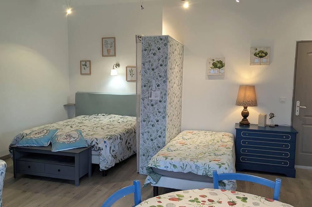 Geheel appartement, Landelijke gîte met zwembad in Cabrières-d'Avignon, Parc naturel régional du Luberon