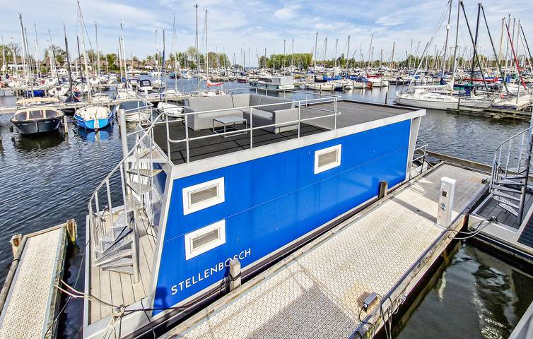 Hausboot für 6 Personen mit Ausblick in Naarden, Nordholland
