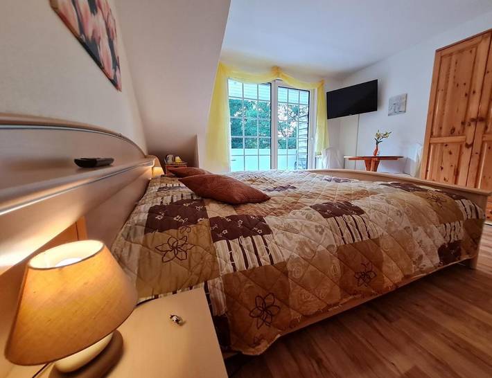 Ferienhaus für 2 Personen, mit Balkon und Terrasse sowie Garten und Ausblick in Schneverdingen