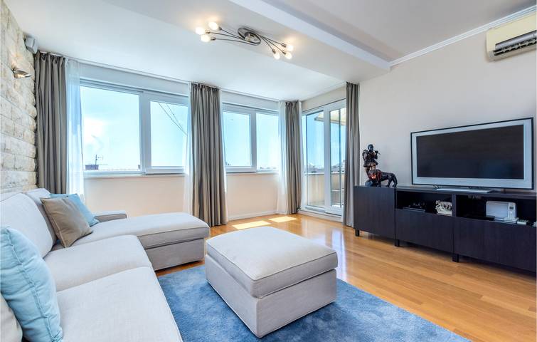 Gîte pour 4 personnes, avec terrasse à Split - 3