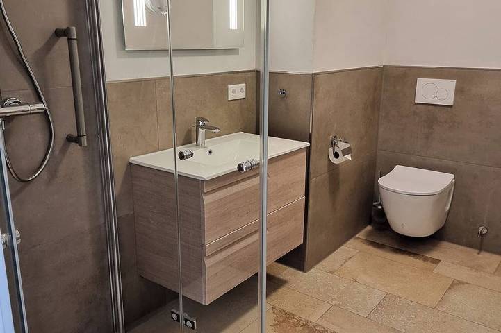 Ganze Wohnung, Komfortables Appartement mit Terrasse, moderner Ausstattung in Muhr am See, Fränkisches Seenland