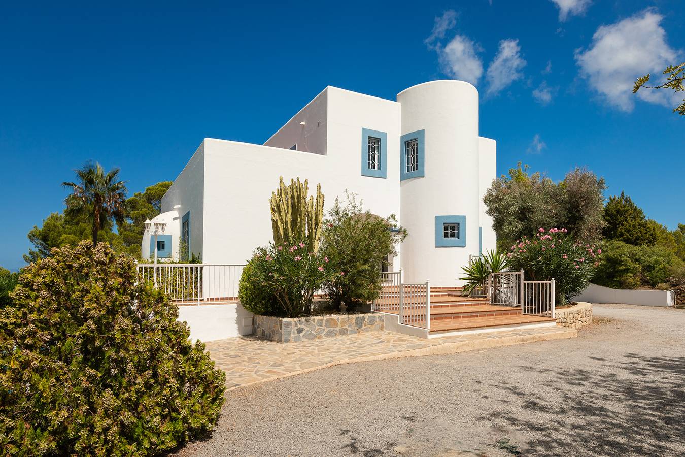 Villa Sa Bassa Sea Views and Bbq in Cala d'en Serra, San Juan Bautista