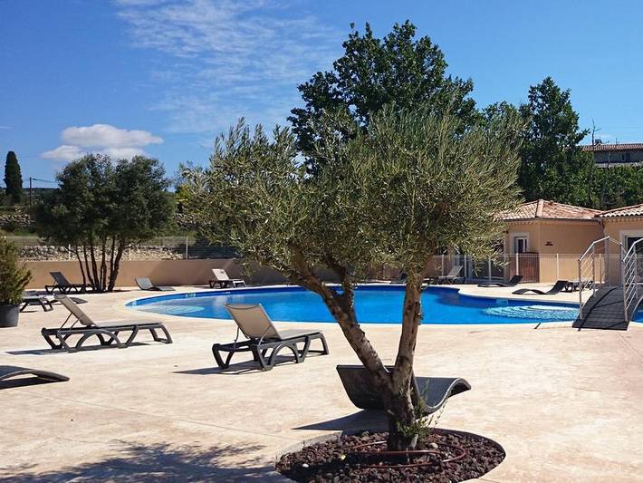 Mobil home pour 6 personnes, avec bassin pour enfant et sauna à Saint-Maurice-d'Ibie