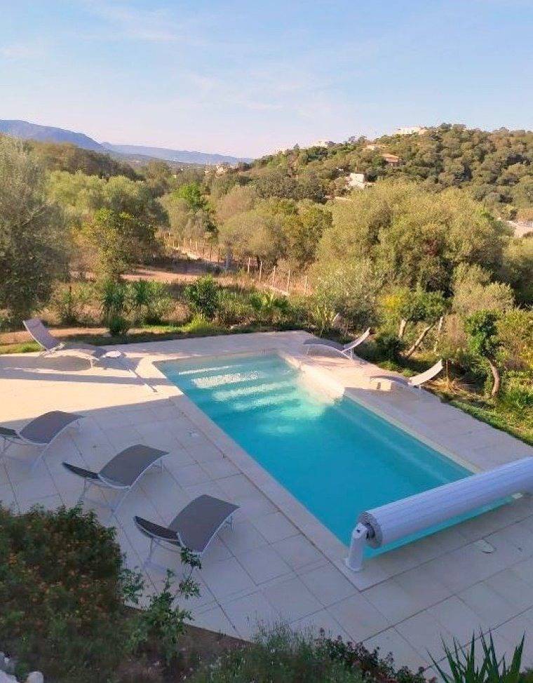 Villa 2/10 pers - piscine privée à Sainte Lucie de Porto-Vecchio in Zonza, Arrondissement de Sartène