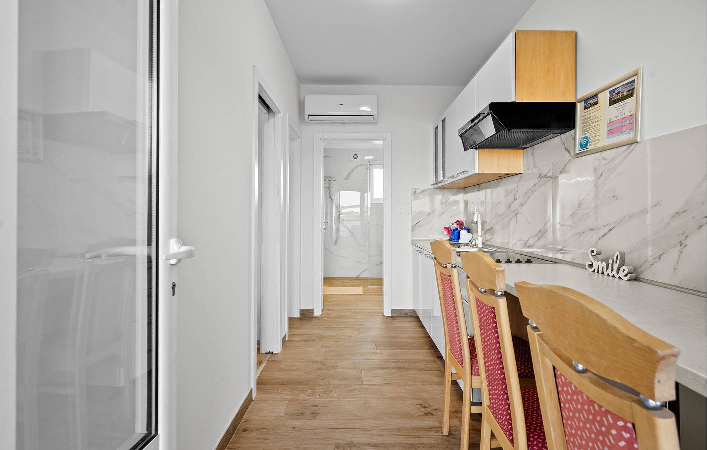 Ganze Ferienwohnung, Ferienwohnung für 4 Personen mit Terrasse in Zaboric, Šibenik-Knin