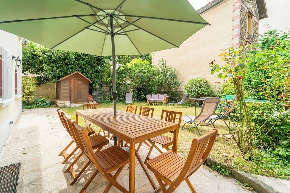 Villa 8 Chambres/15 Lits - 20 min Paris Centre in Aulnay-sous-Bois, Seine-Saint-Denis