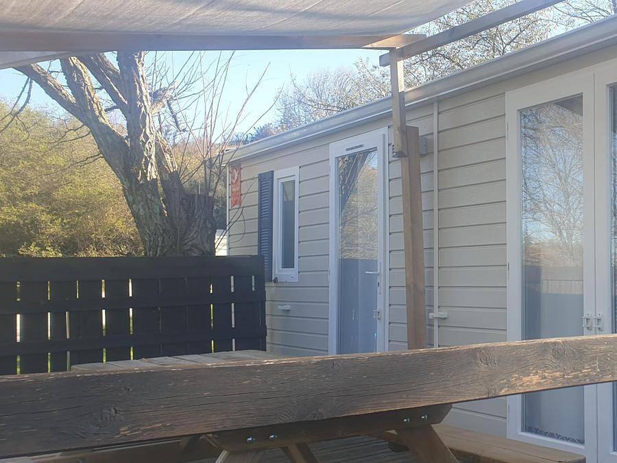 Camping La Résidence d'été - Mobilheim 6 personen - Cottage Premium Clim - 29 m² - 2 Zimmer - 4/6 pers - Klimaanlage & Plancha in Saint-Remèze, Privas