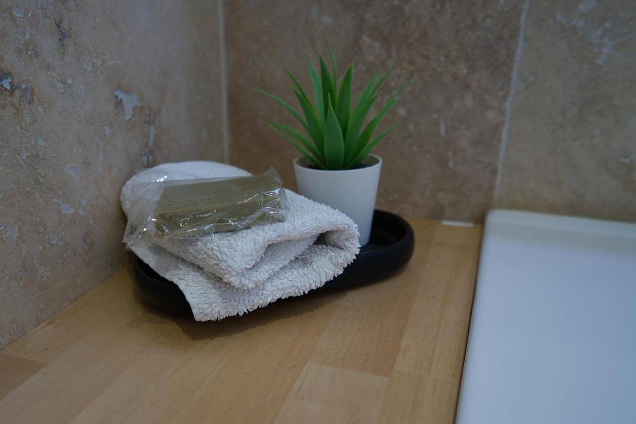 Double Room in L'Isle-sur-la-Sorgue, Vaucluse