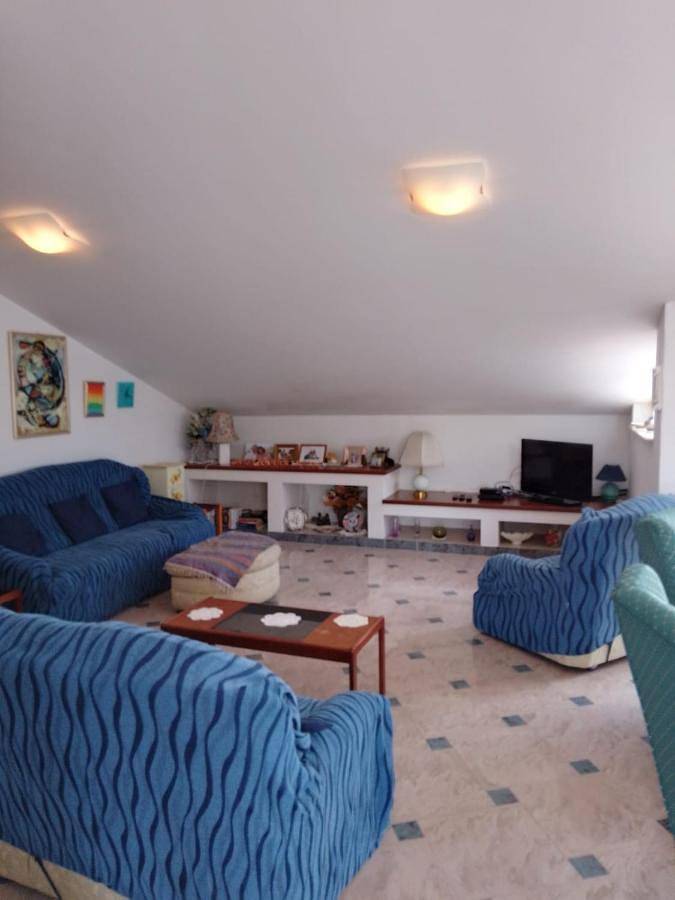 Gîte pour 7 personnes, avec balcon et vue à Atina - 2