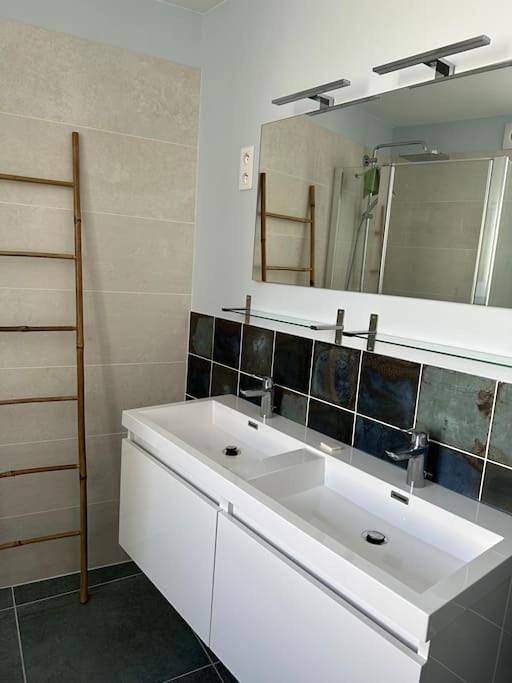 Three-Bedroom House in Mardeuil, Marne