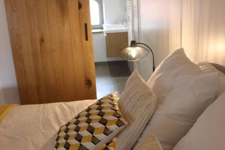 Gîte pour 6 personnes, avec Terrasse et Piscine à Les Herbiers - 4