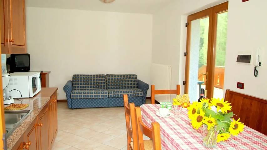 Location de vacances pour 7 personnes, avec jardin à Molina di Ledro - 2