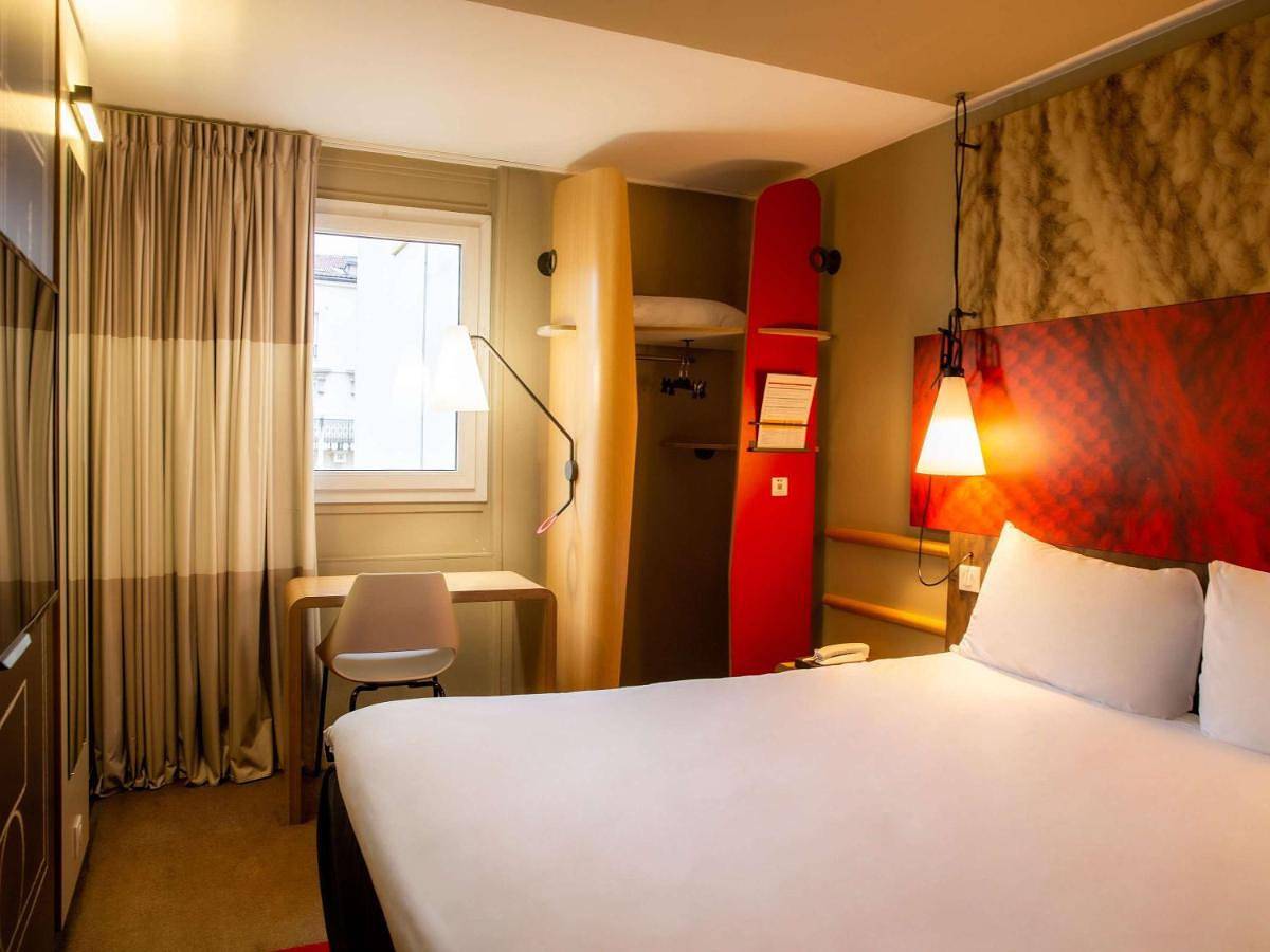 Standard Double Room in Montrouge, Hauts-de-Seine