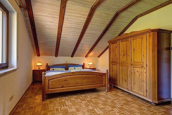 Ferienwohnung für 2 Personen, mit Balkon und Terrasse sowie Garten und Sauna in Fladungen - 3