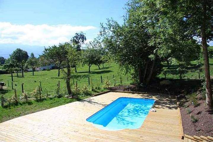 Gîte pour 12 personnes, avec piscine ainsi que terrasse et jardin à Miribel-les-Échelles - 4