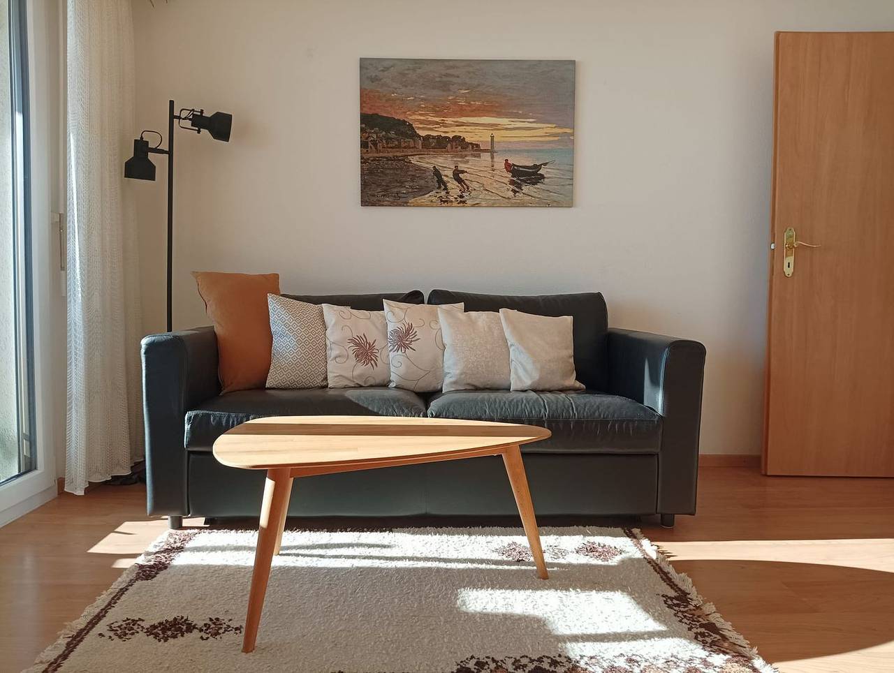 Ganze Wohnung, Ferienwohnung im 2. Stock für 1-4 Personen. in Orselina, Tessiner Alpen