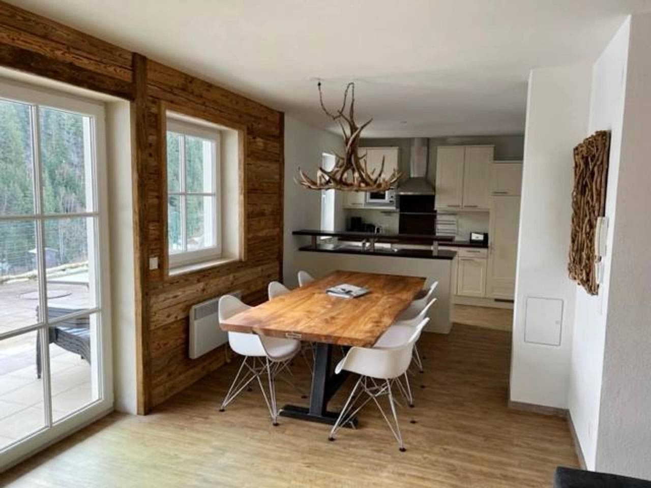 Geheel appartement, Alpine appartement vlakbij de skilift in Saalbach, Saalbach-Hinterglemm