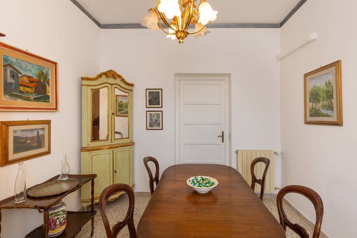 Apartamento entero, Apartamento 'Unique in Rosignano' con Balcón, Wi-Fi y Aire Acondicionado in Rosignano Marittimo, Costa Etrusca
