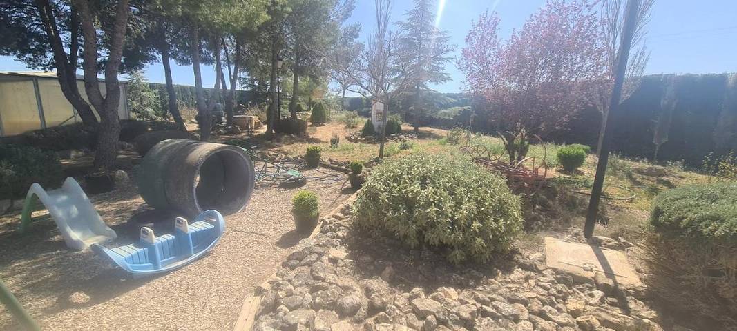 Chalet para 20 personas, con vistas y jardín además de piscina y terraza, Se admiten mascotas en Provincia de Toledo - 2