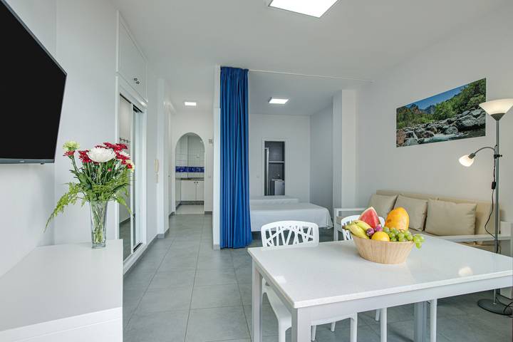 Apartamento entero, Casa de vacaciones "Studio con vistas al océano 40" con vistas al mar, terraza y Wi-Fi in La Isleta, Las Palmas de Gran Canaria