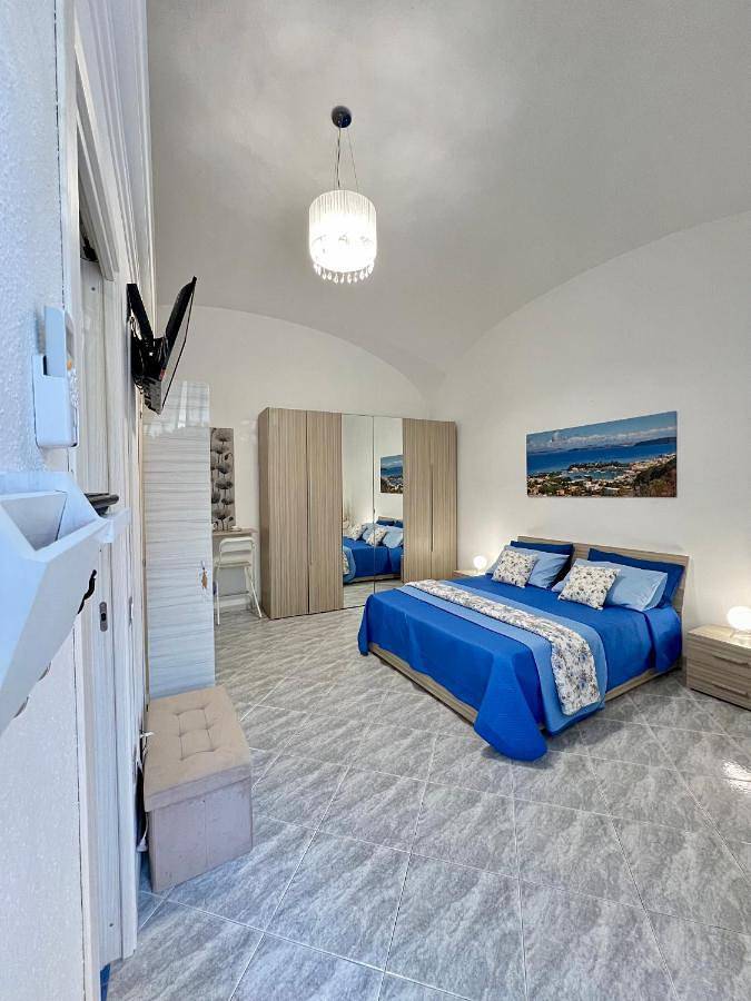 Location de vacances pour 4 personnes, avec vue et jardin dans Ischia Porto - 4