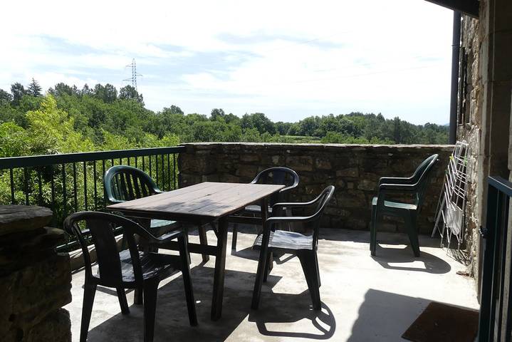 Gîte pour 5 personnes, avec jardin et terrasse en Ardèche - 4