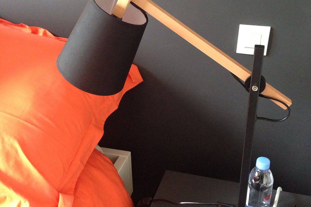 Appartement entier, Lille . Marcq en baroeul. Grand jardin . 10 minutes de Lille centre et du métro in Marcq-en-Barœul, Région de Lille