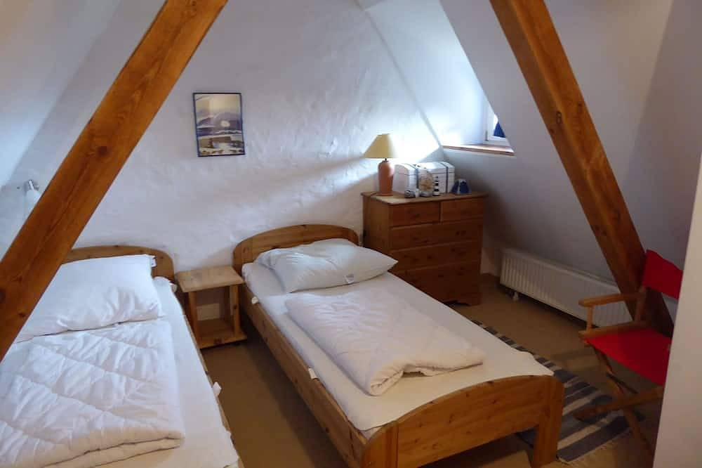 Ganze Wohnung, Ferien unter dem Reetdach Wohnung 5 in Altenkirchen, Rügen