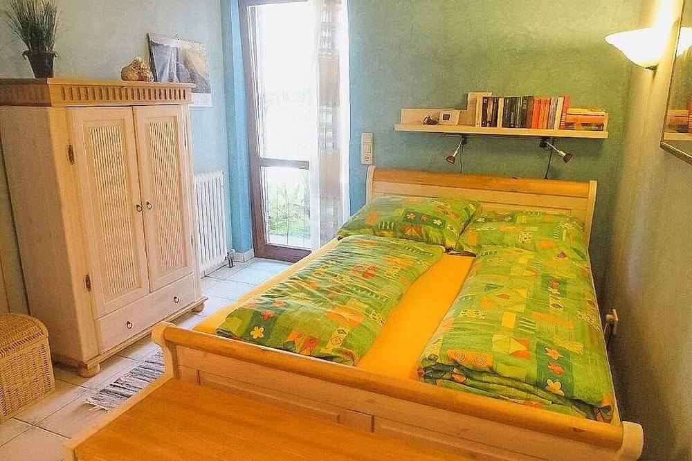 Charming 3-room rustico in a quiet & sunny location with beautiful lake view in Piancassone, Trarego Viggiona