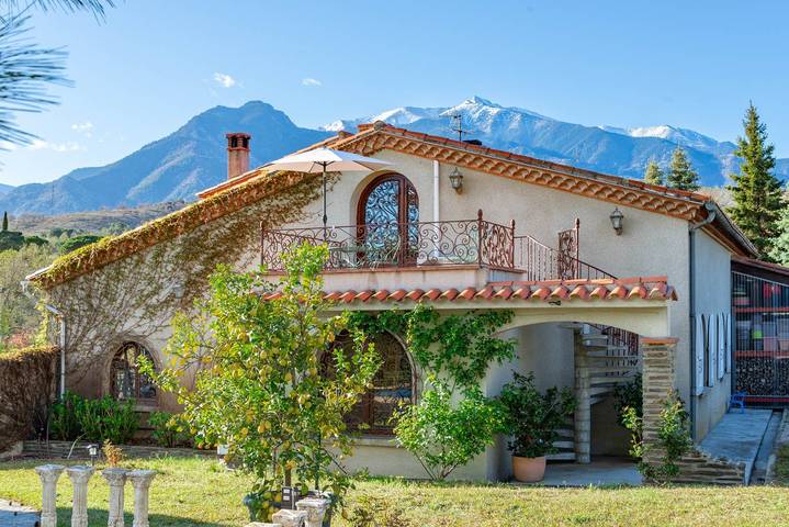 Gîte pour 2 personnes, avec piscine ainsi que jardin et terrasse à Prades - 2