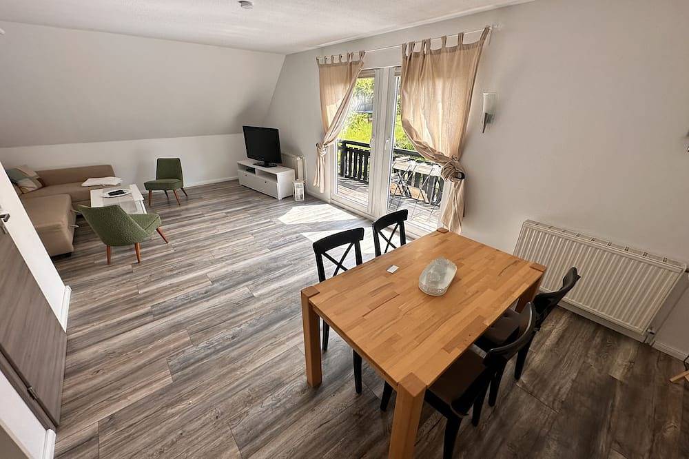 Ganze Wohnung, Ferienwohnung 75m2 bis 5 Personen modern und familienfreundlich in Quedlinburg in Quedlinburg, Harzvorland