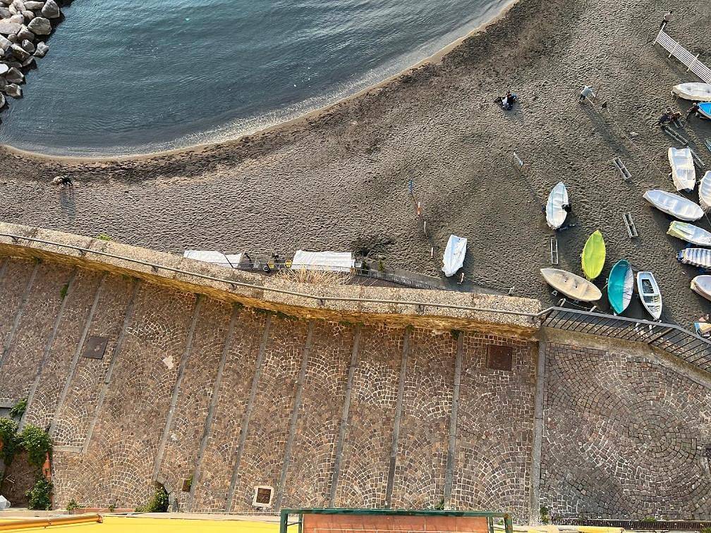 Ganze Wohnung, Dipintodazzurro, appartamento sul mare di Sorrento in Meta, Sorrento Coast