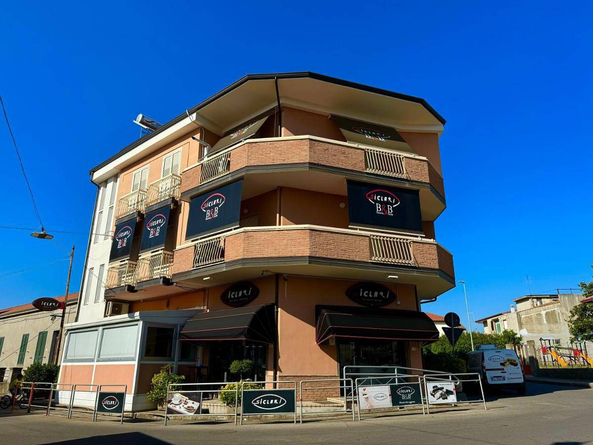 Siclari B&B-Rooms&Suite in Taurianova, Province de Reggio Calabria
