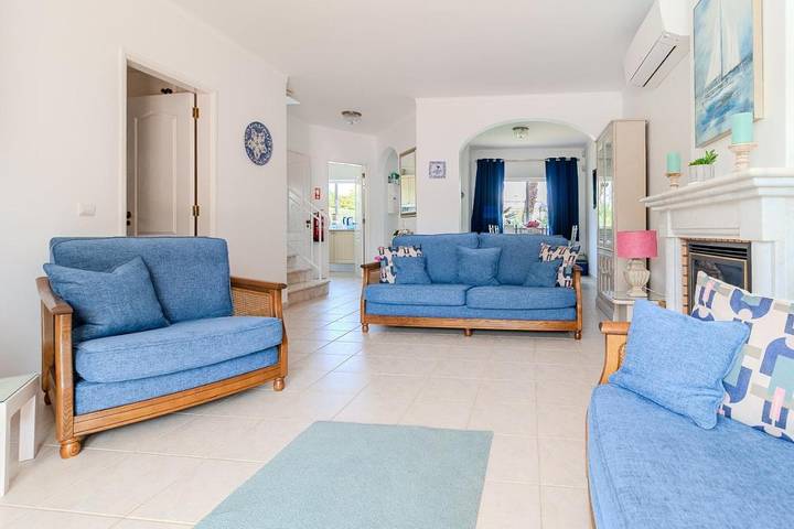 Chalet para 4 personas, con balcón y piscina para niños además de piscina y jacuzzi en Algarve - 2