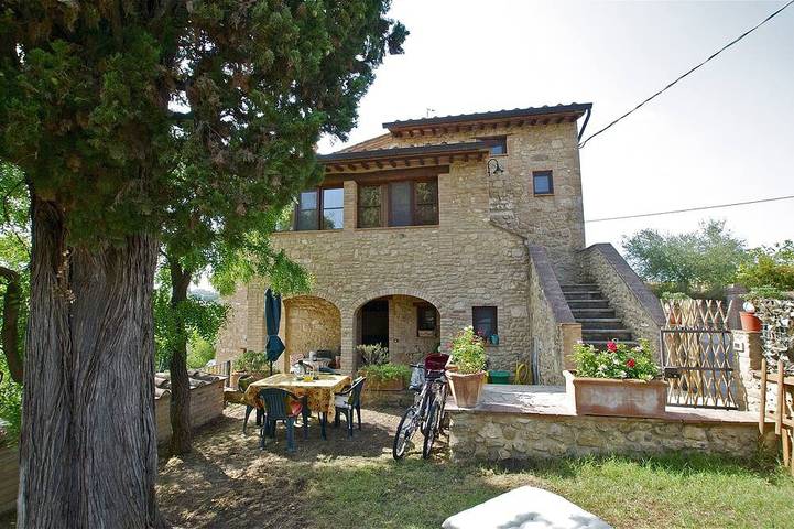 Appartamento vacanze per 5 persone, con piscina e giardino, con animali domestici - 1